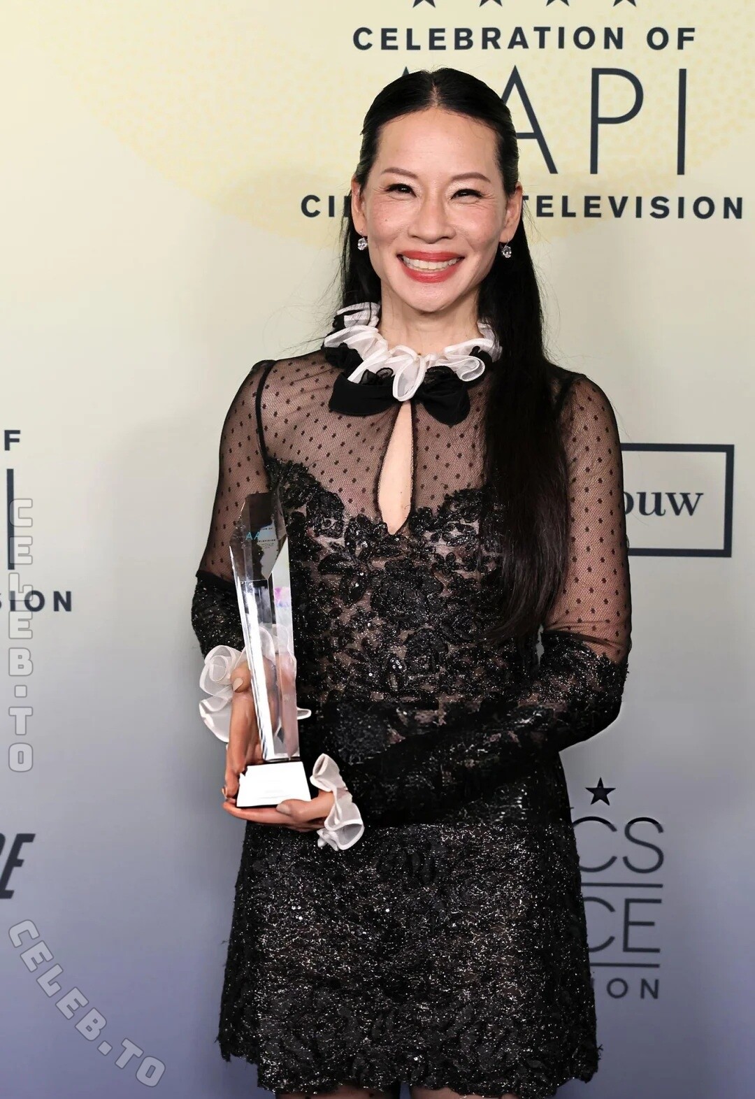 Lucy Liu legs