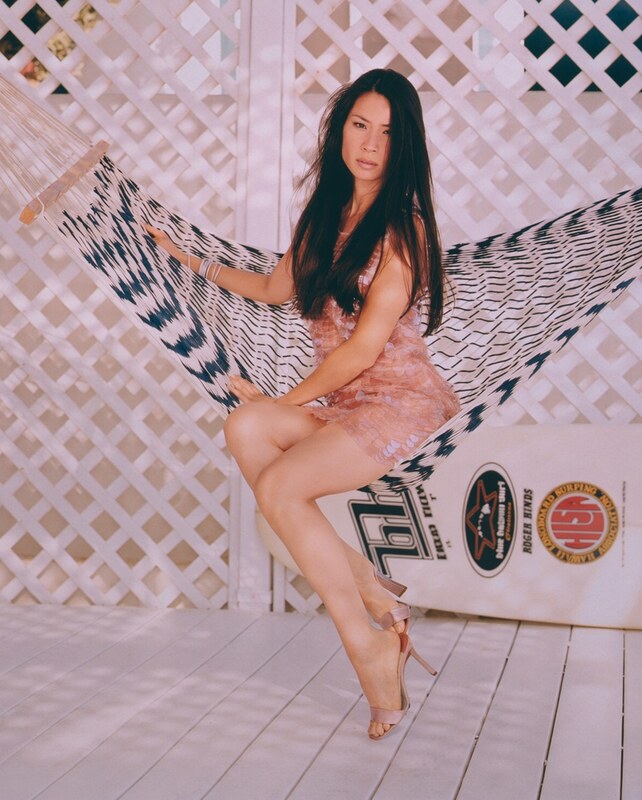 Lucy Liu hands
