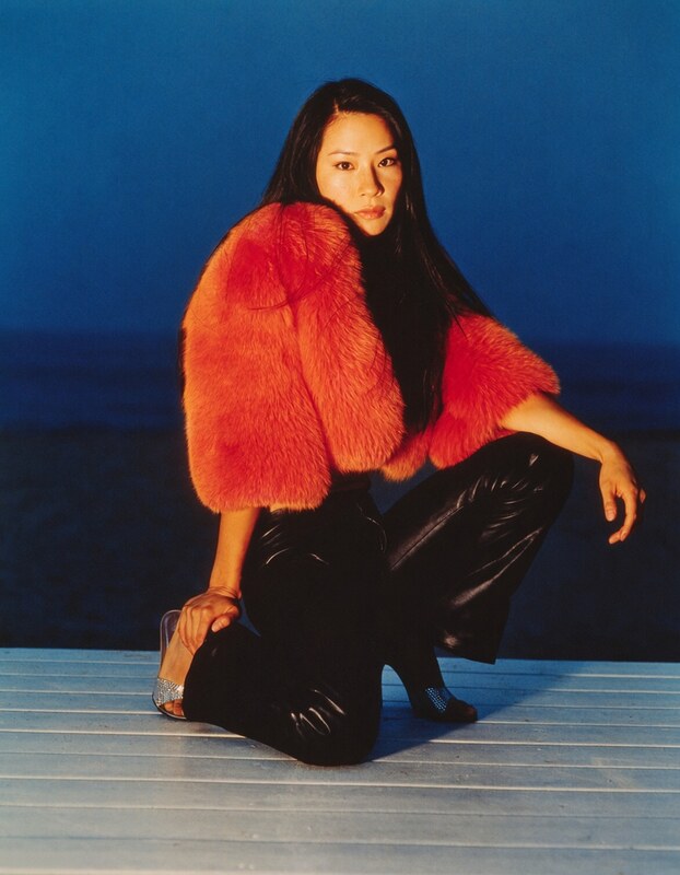Lucy Liu hands