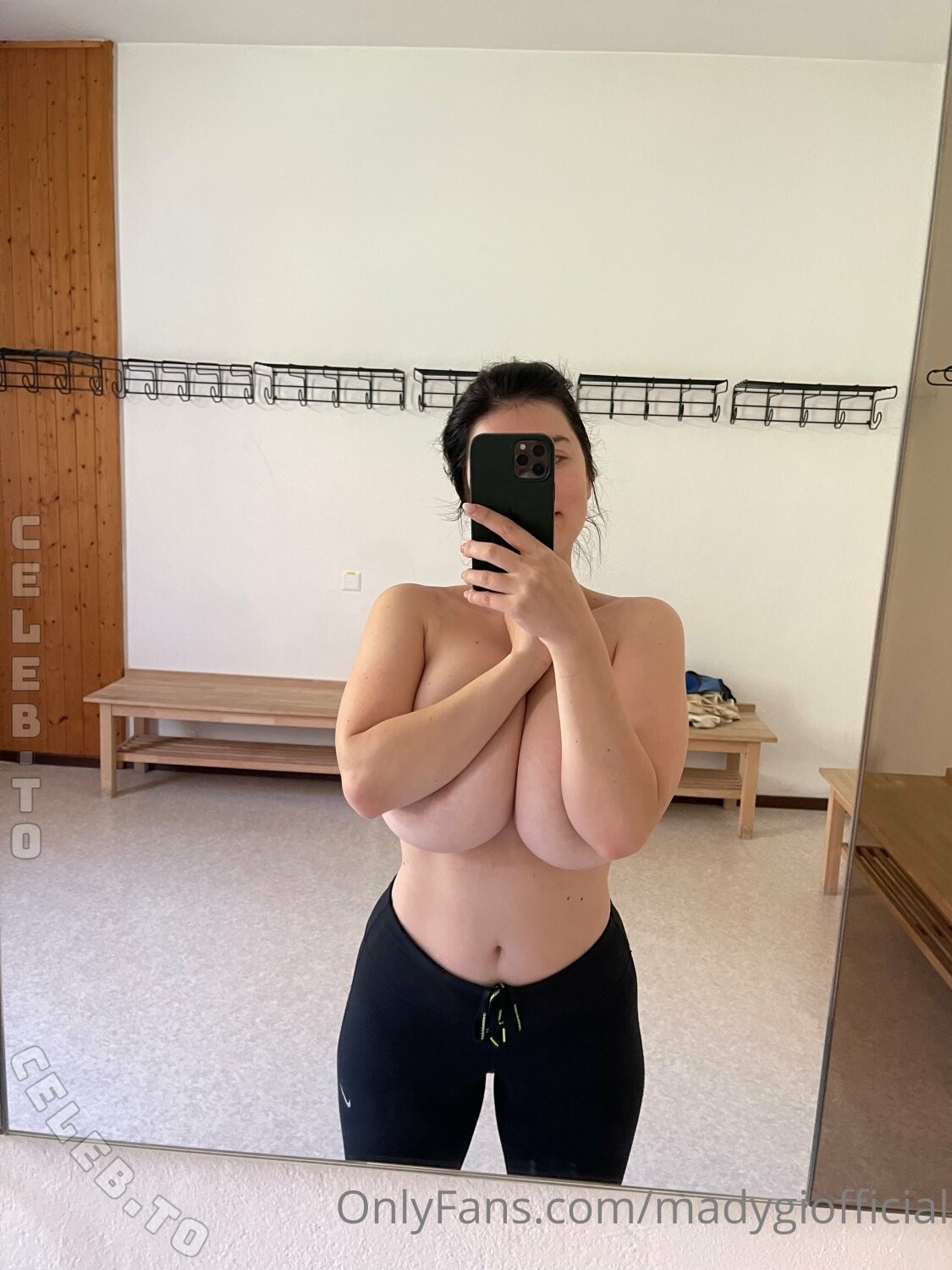 Mady Gio Nude Onlyfans Soapy Shower Ppv Video Leaked