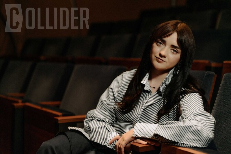 Maisie Williams hands