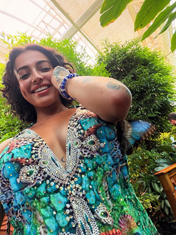 Malu Trevejo Topless OnlyFans (6 Photos)