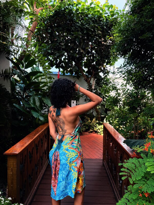 Malu Trevejo Topless OnlyFans (6 Photos)
