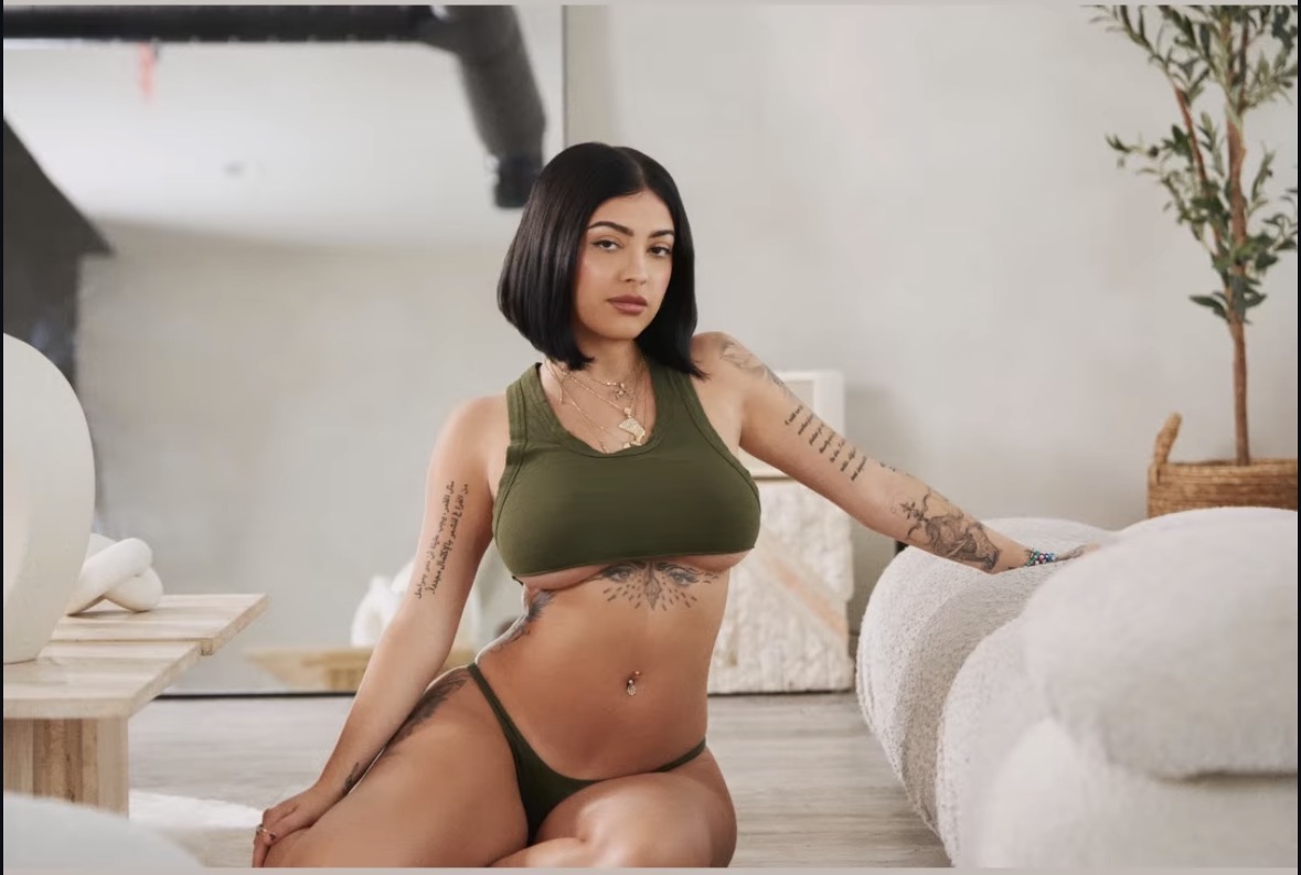 Malu Trevejo Sexy Wet Bikini Pool Onlyfans Video Leaked - Influencers Gonewild