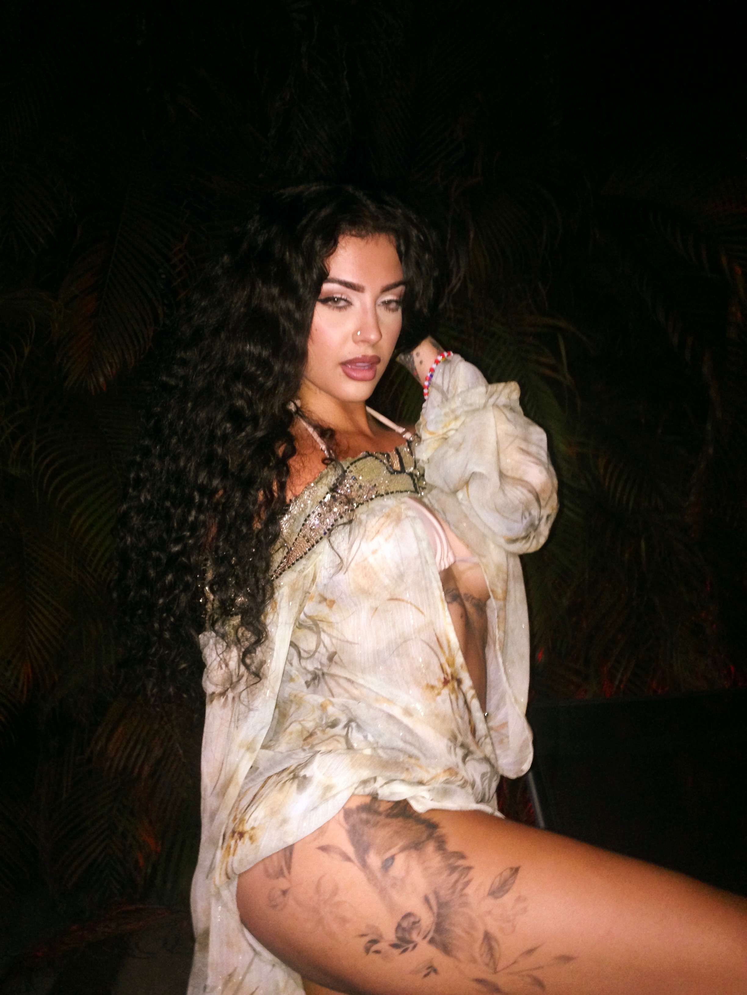 Malu Trevejo Sexy Wet Bikini Pool Onlyfans Video Leaked - Influencers Gonewild