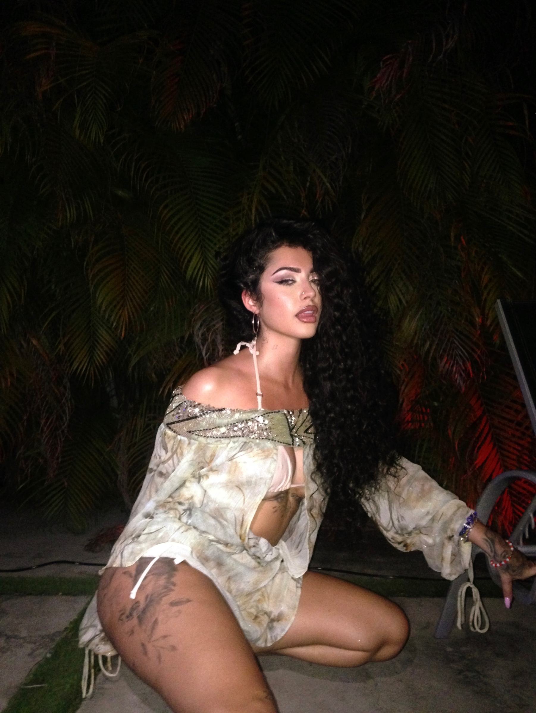 Malu Trevejo Sexy Wet Bikini Pool Onlyfans Video Leaked - Influencers Gonewild