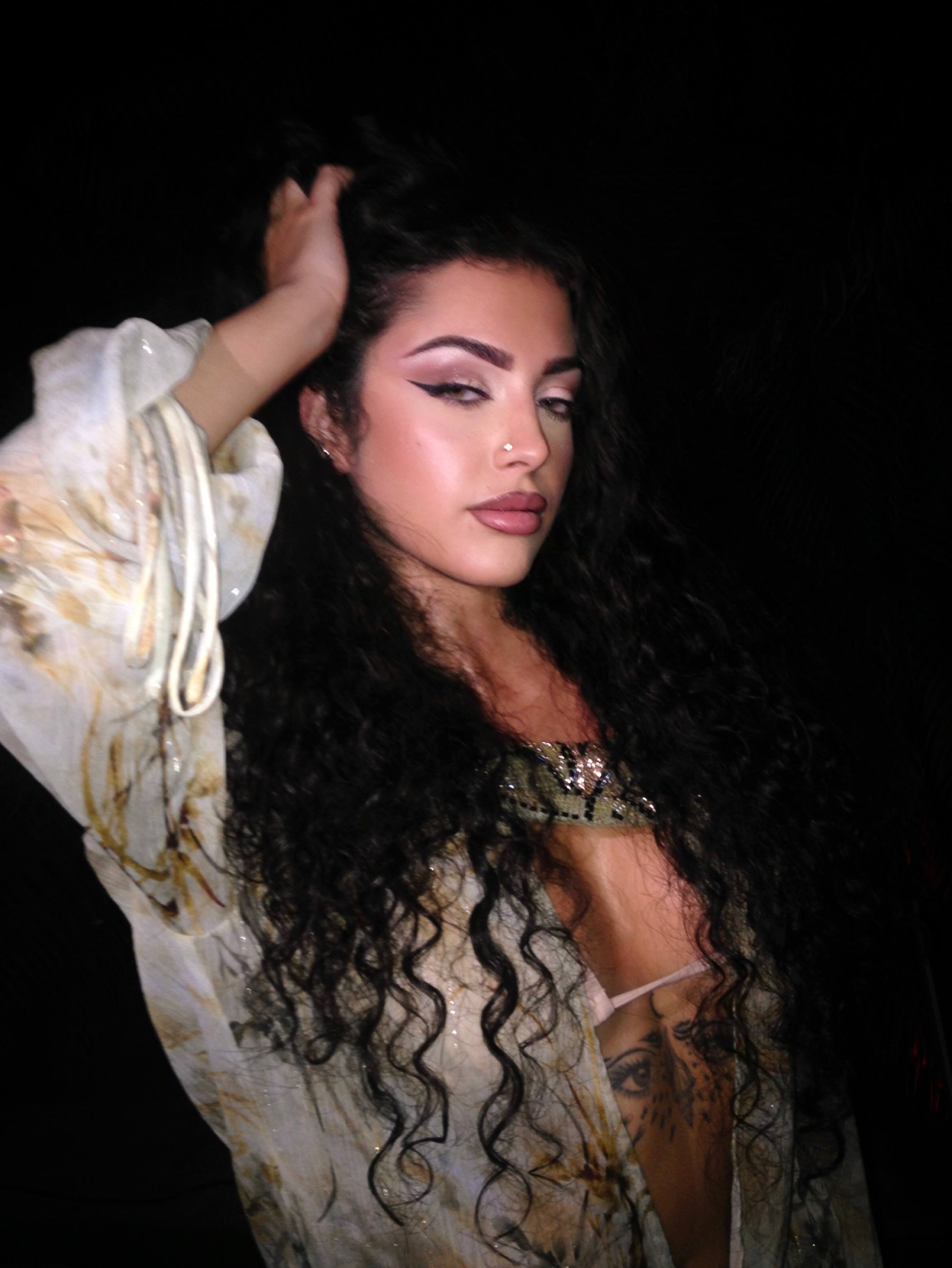Malu Trevejo Sexy Wet Bikini Pool Onlyfans Video Leaked - Influencers Gonewild