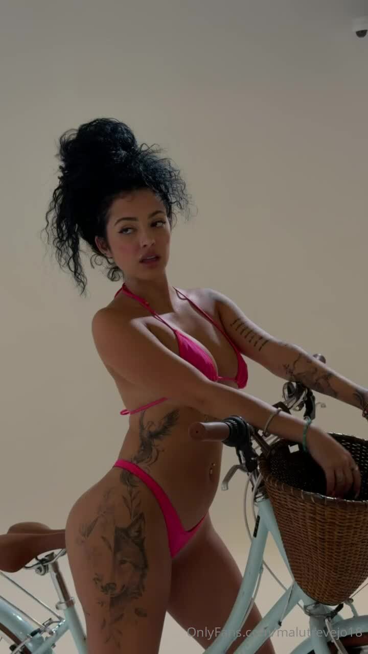 Malu Trevejo Sexy Underboob Outfit Onlyfans Set Leaked - Influencers GoneWild