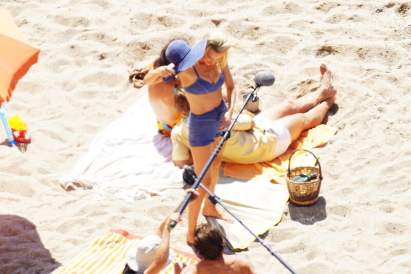 Margot Robbie butts