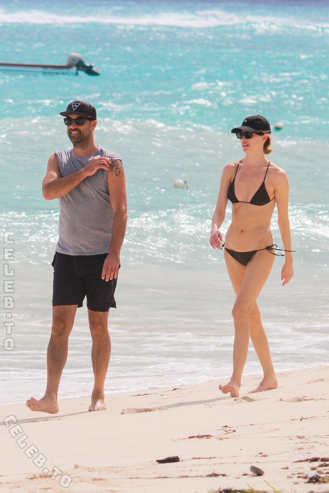 Martha Hunt butts