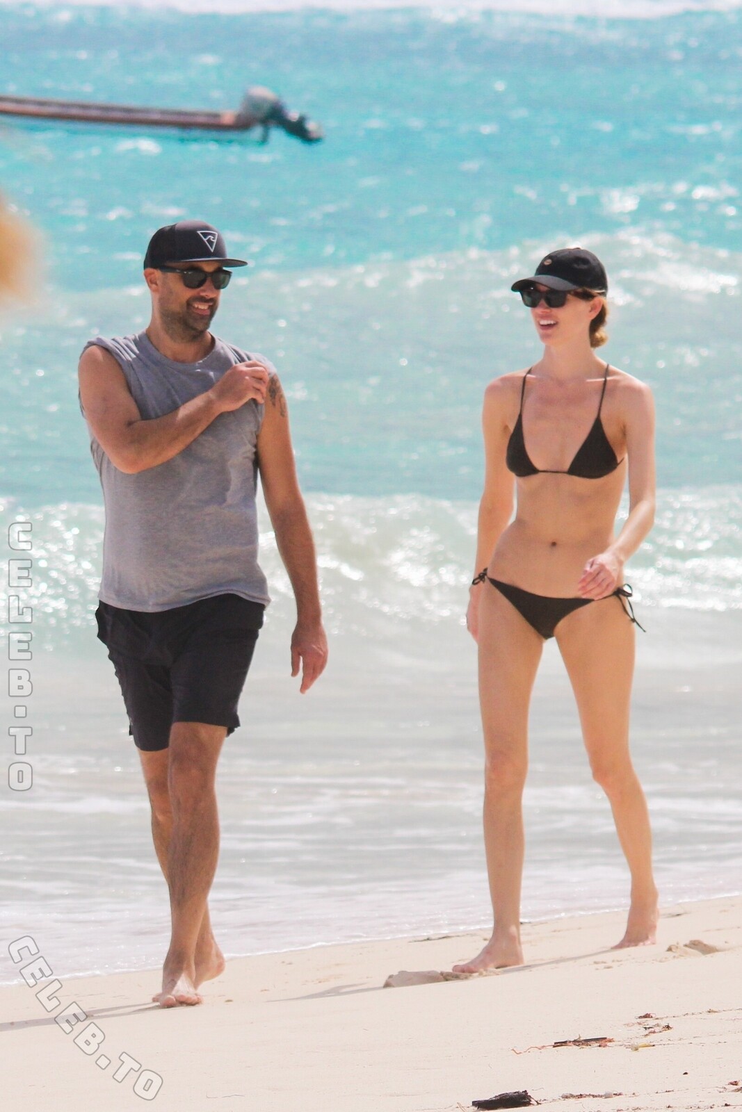 Martha Hunt butts