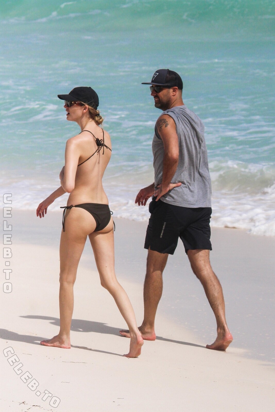 Martha Hunt butts