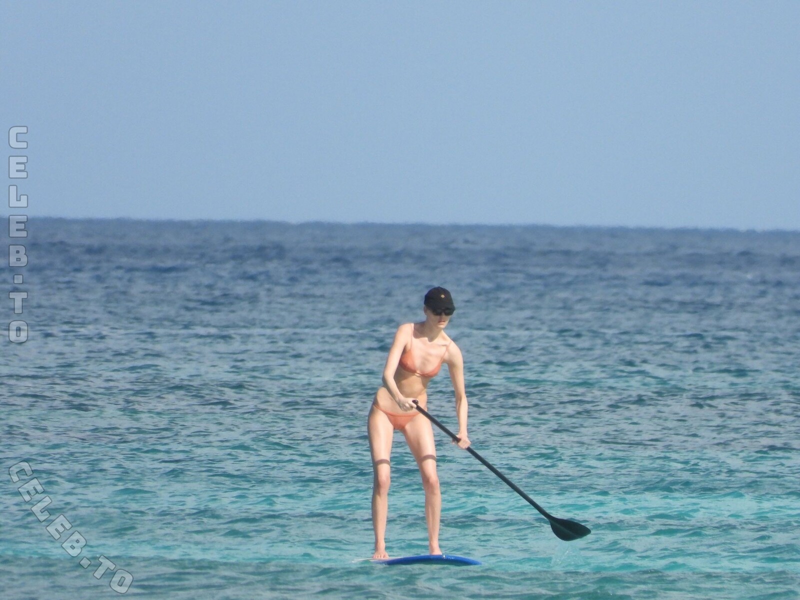 Martha Hunt nude leaked photos