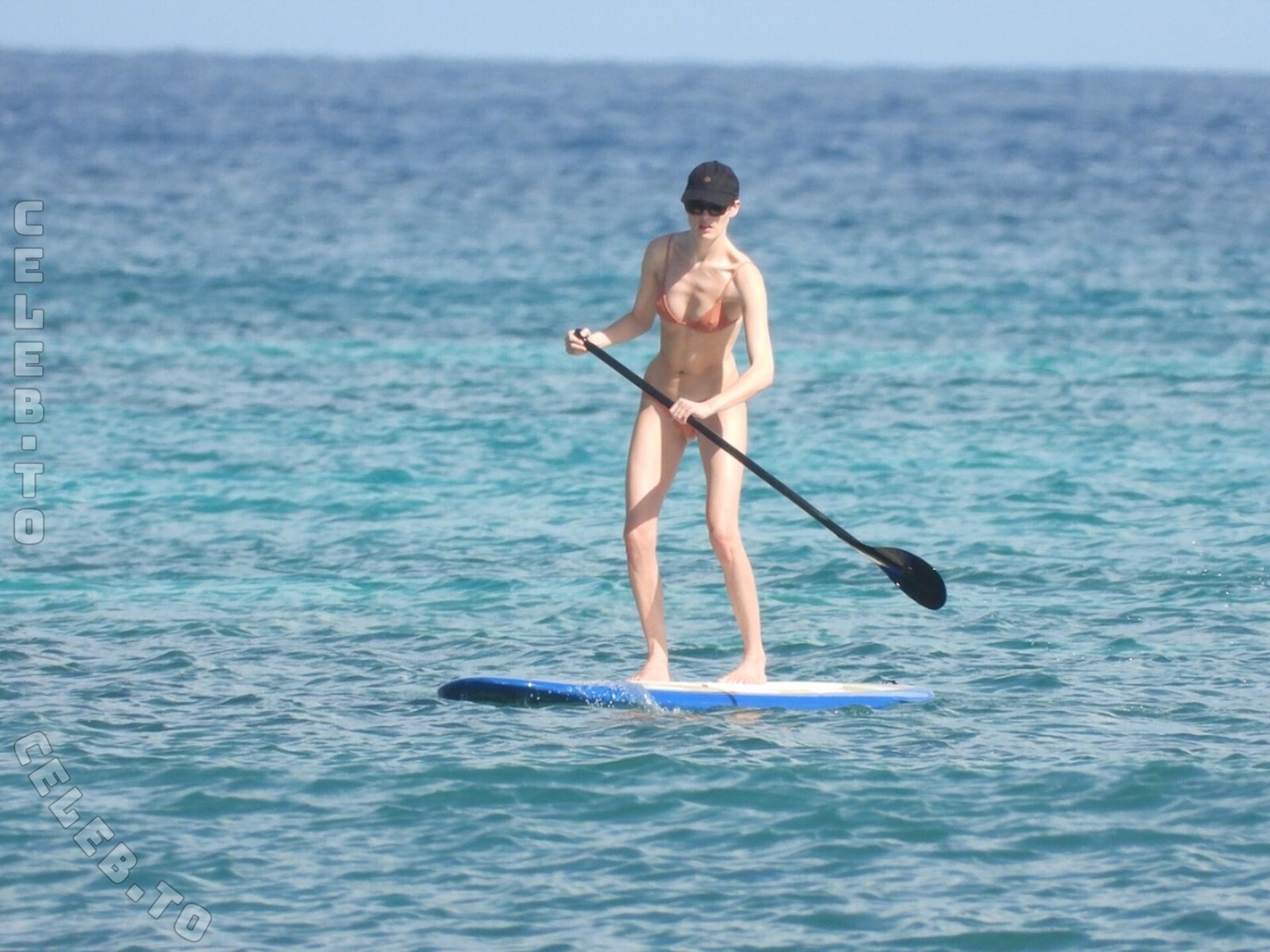 Martha Hunt nude leaked photos