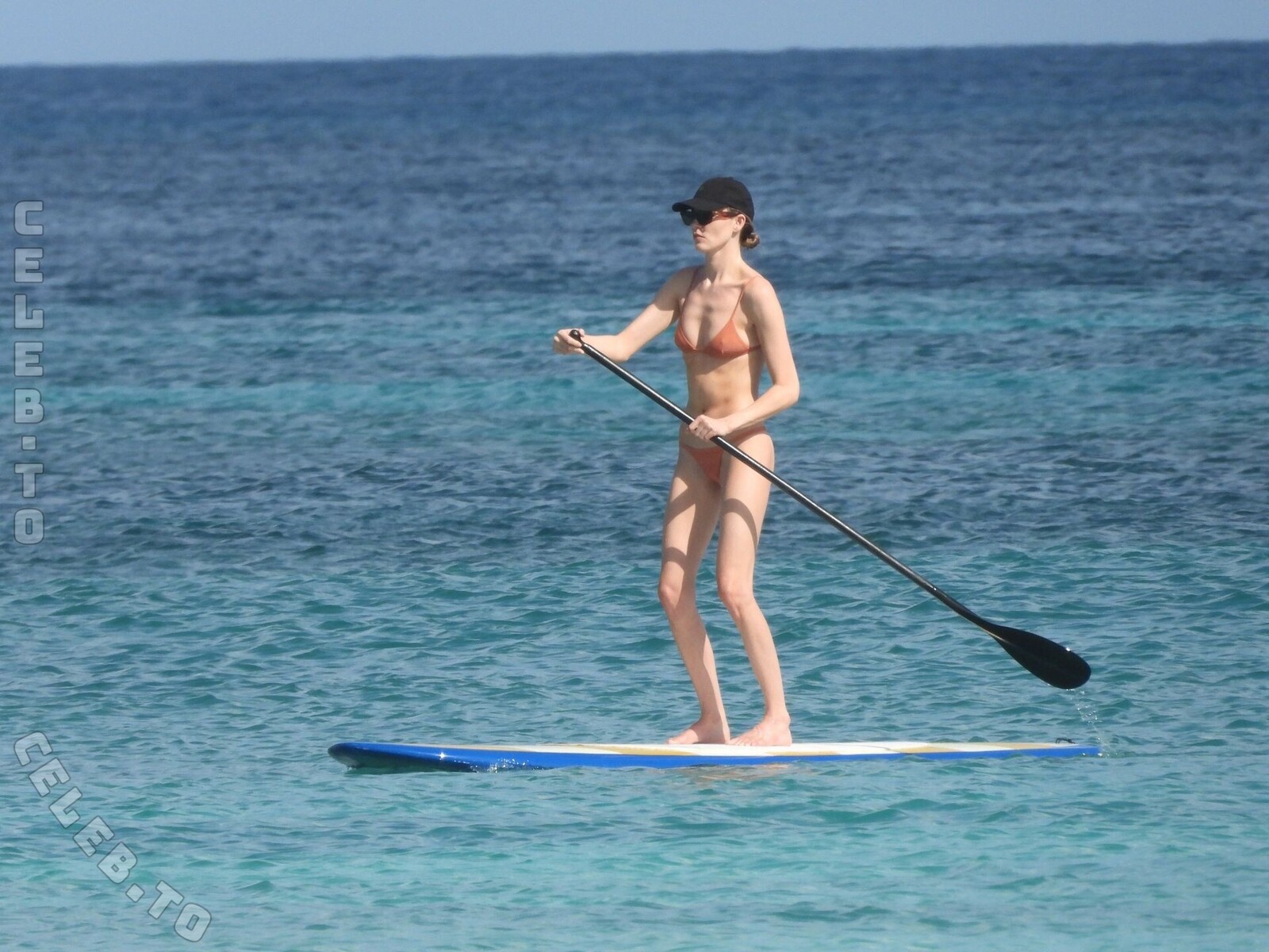Martha Hunt nude leaked photos