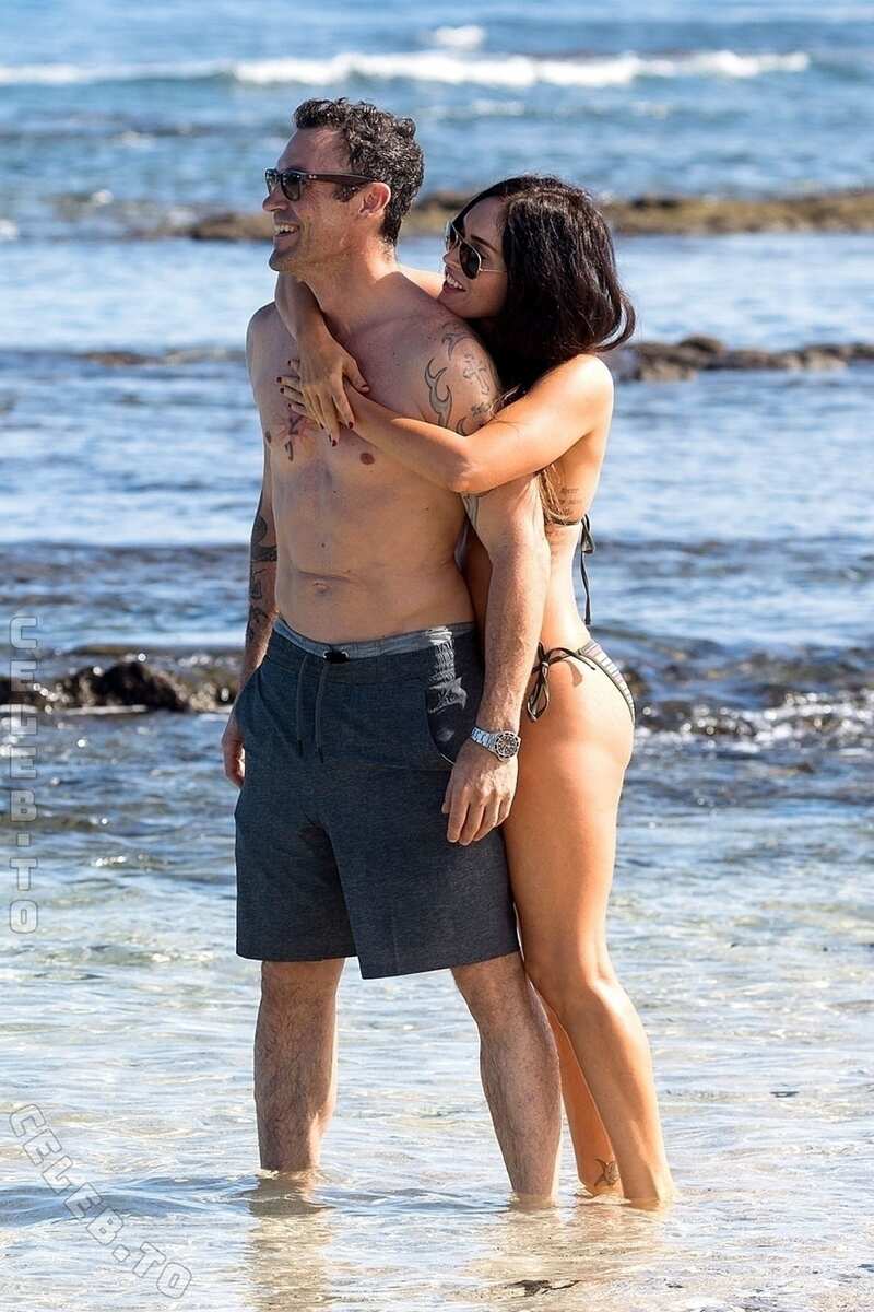 Megan Fox butts