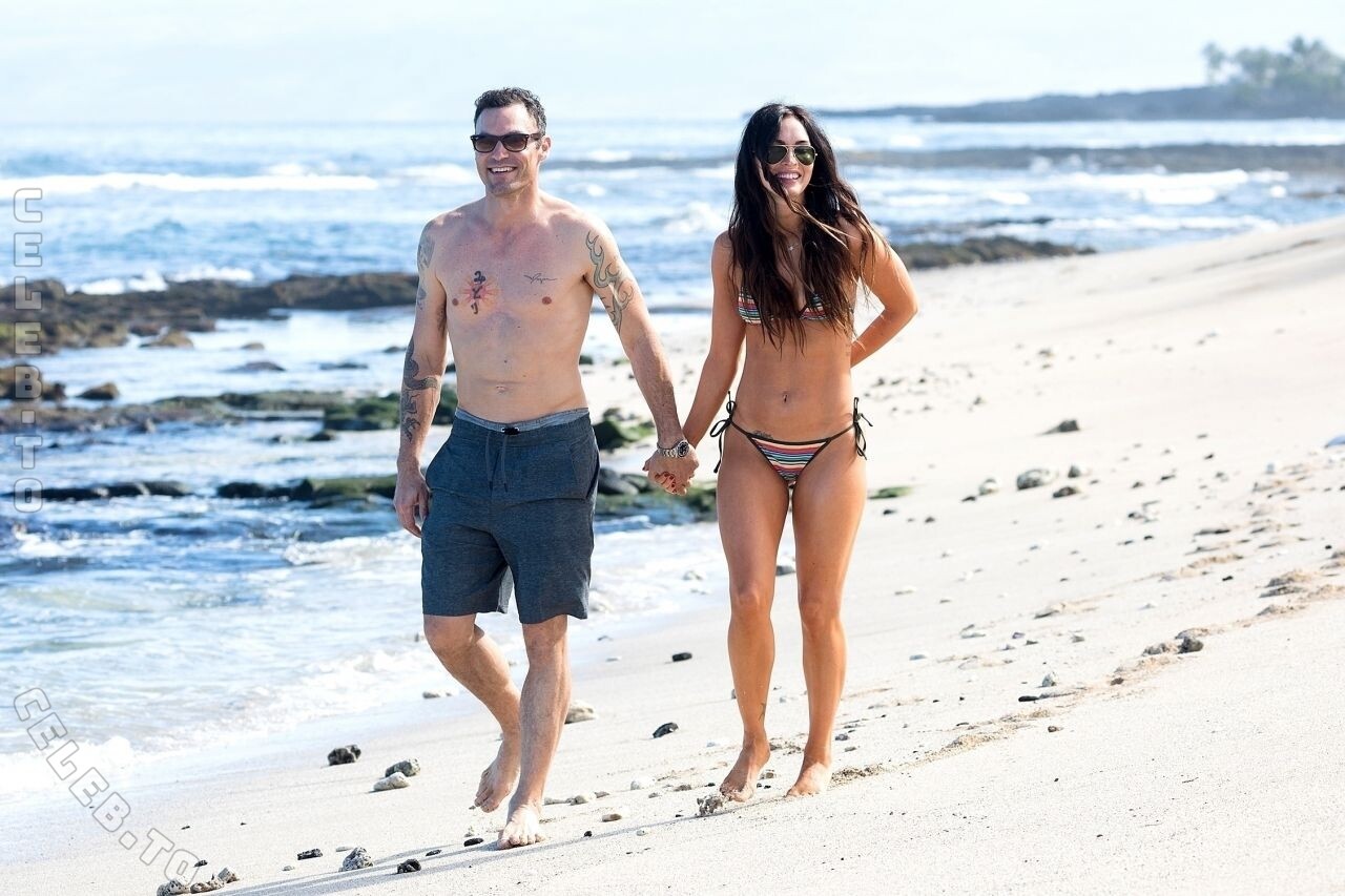 Megan Fox butts