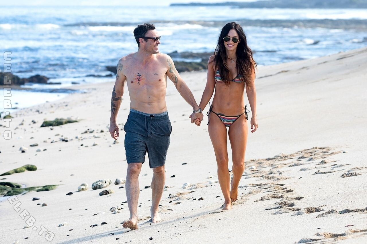 Megan Fox butts
