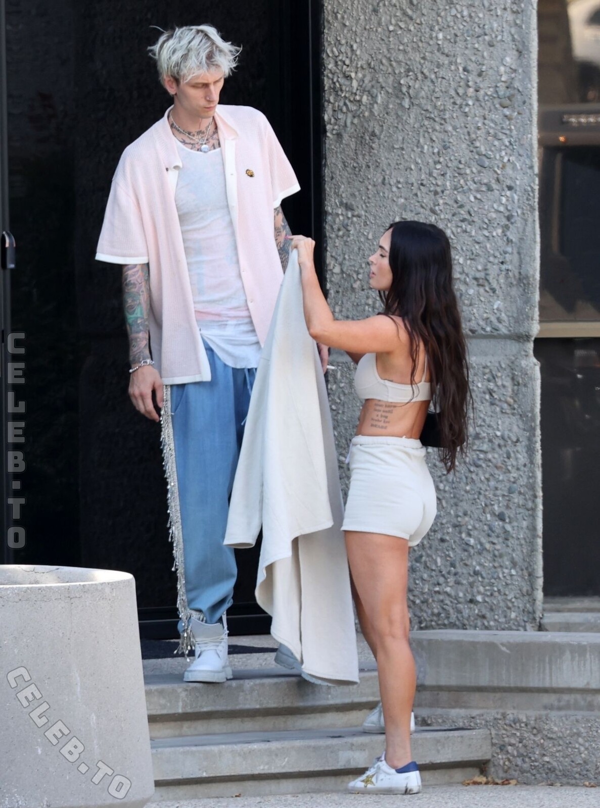 Megan Fox hands