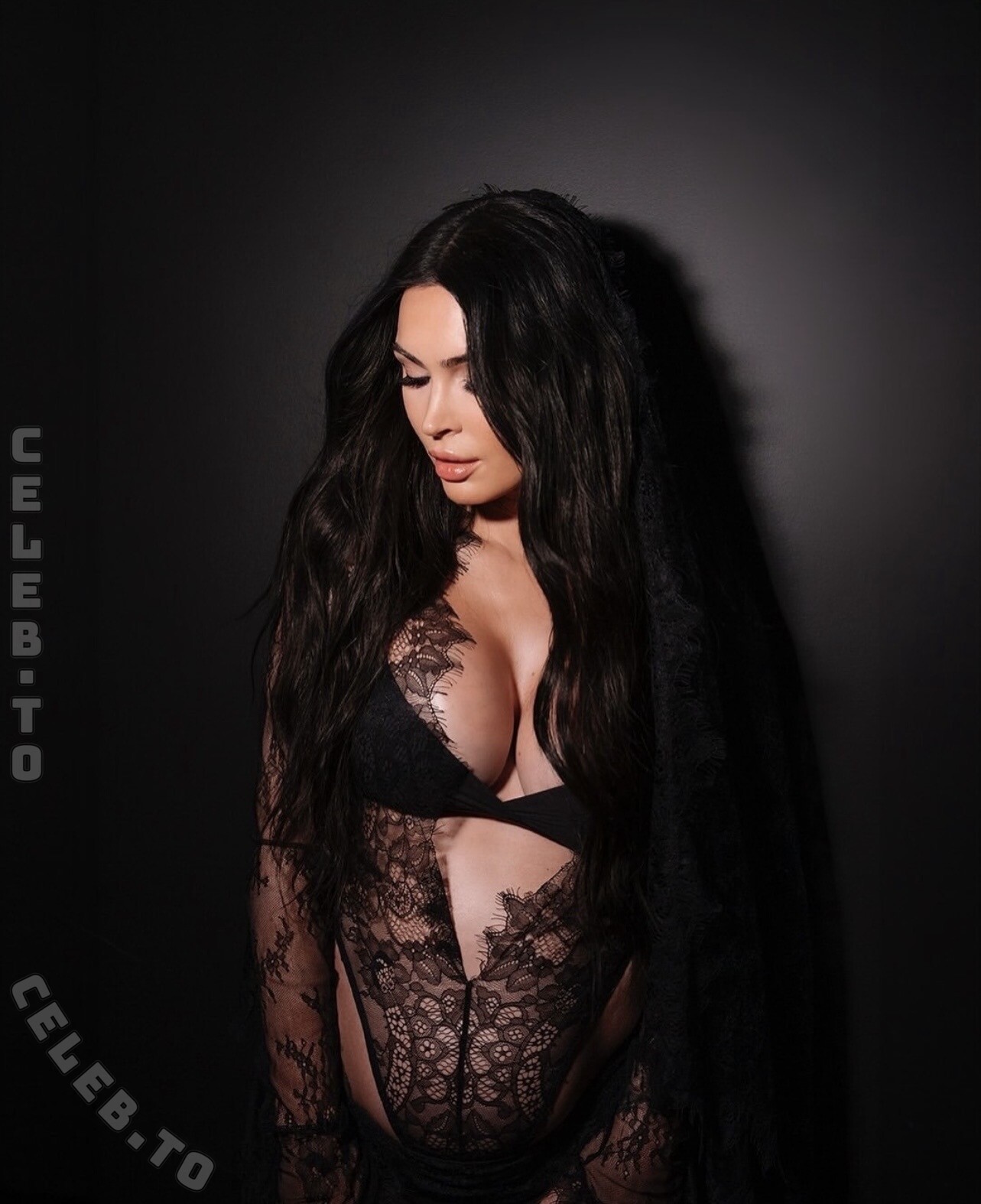 Megan Fox Nude New Big Boobs Pics And Vid