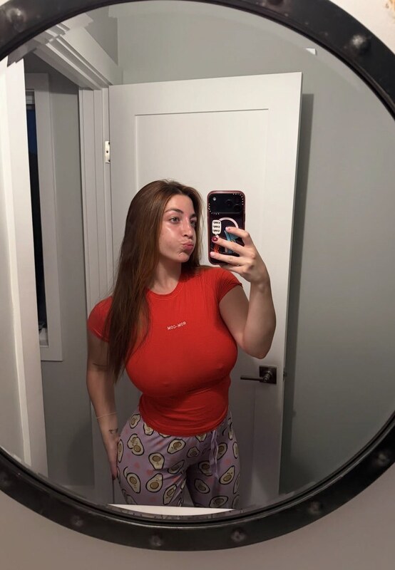 Megan Mccarthy Instagram Nude Influencer - Meghan Mccarthy