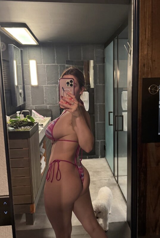Megan Mccarthy Instagram Nude Influencer - Meghan Mccarthy