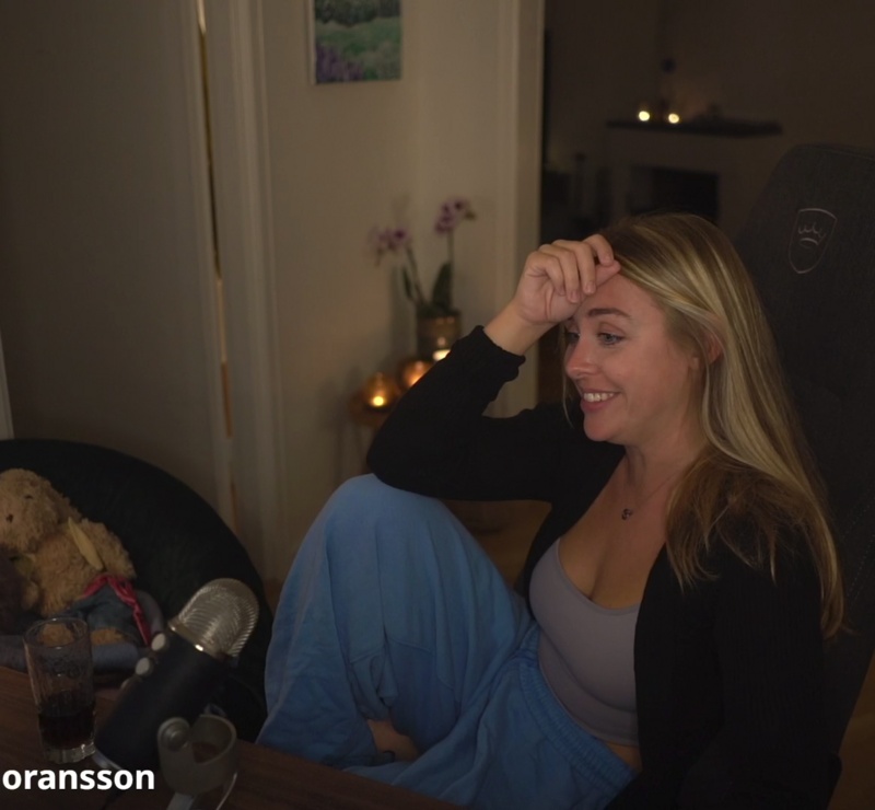 Melina Goransson Nude Valentine’s Day Tease Fansly Set Leaked - Influencers GoneWild