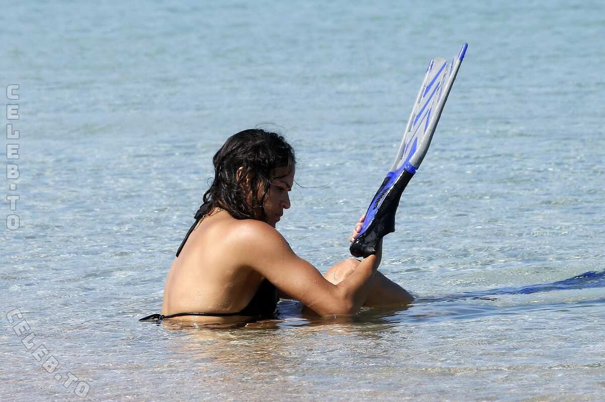 Michelle Rodriguez legs