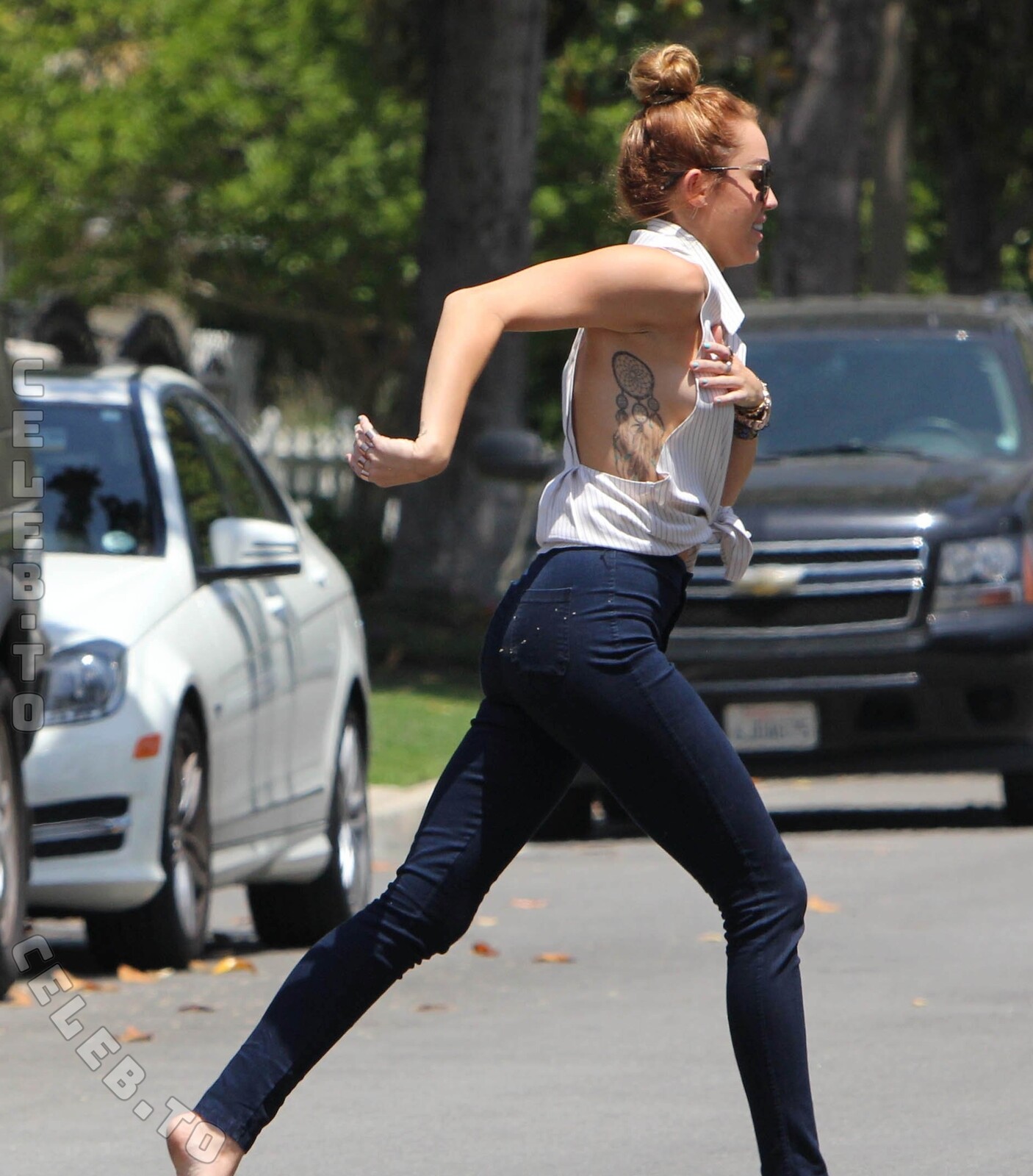 Miley Cyrus nude leaked photos