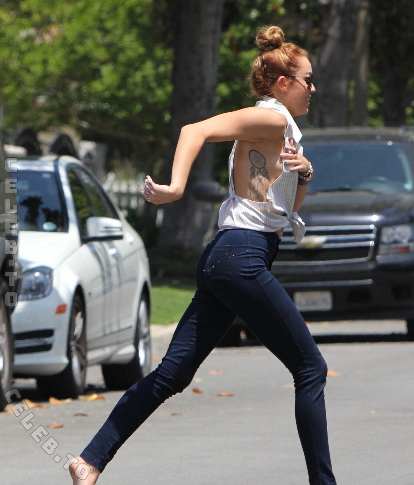 Miley Cyrus nude leaked photos
