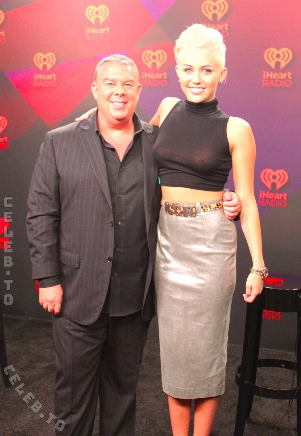 Miley Cyrus Nude & Sexy Collection (8 Photos)