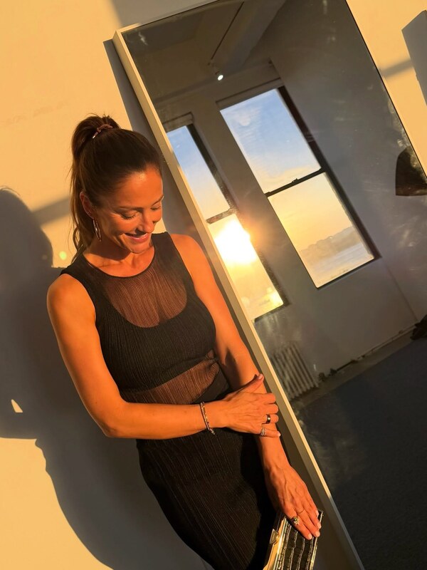 Minka Kelly legs