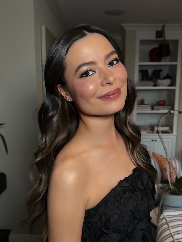 Miranda Cosgrove / MirandaCosgrove / onlyfanssz Nude Leaks OnlyFans  - Leaked Models