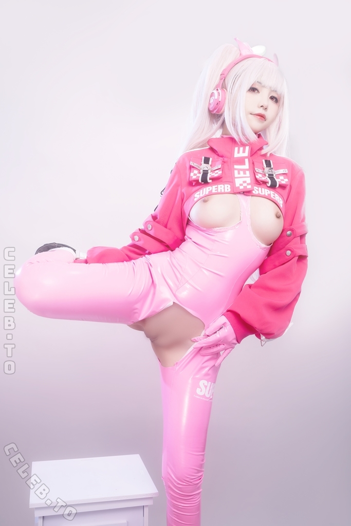 Nekokoyoshi / kumicho_cat / nekososto / 喵小吉 / 爆机少女 喵小吉 Nude Leaks OnlyFans  - Leaked Models