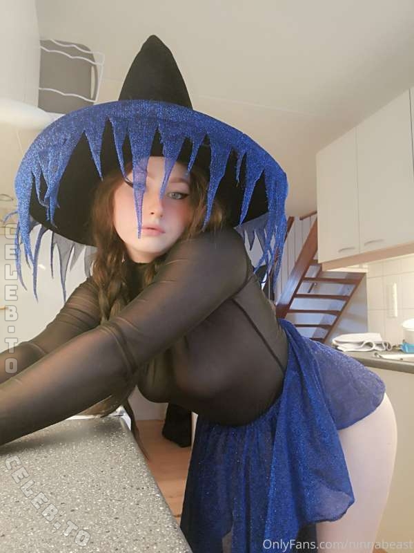 Ninnabeast Nude (11 Photos) - LeakedModels