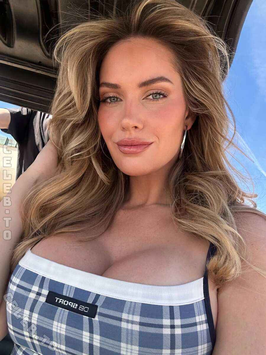 Paige Spiranac Sexy (6 OnlyFans Photos)