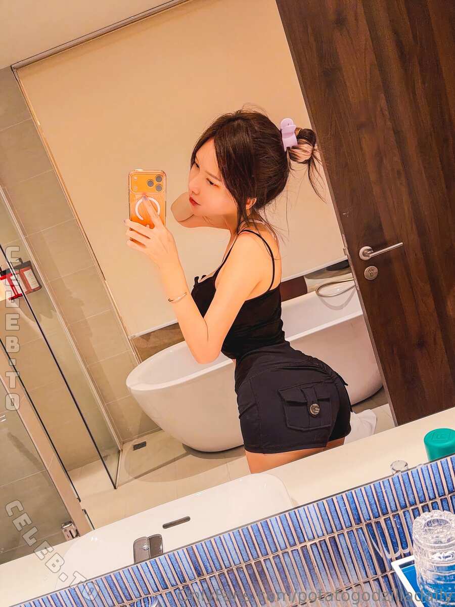 Potato Godzilla Nude Onlyfans Pussy Play Leaked Video