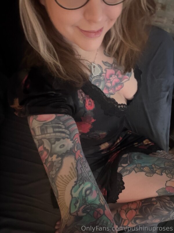 PushingUpRoses / https: / roseanders Nude Leaks OnlyFans  - Leaked Models