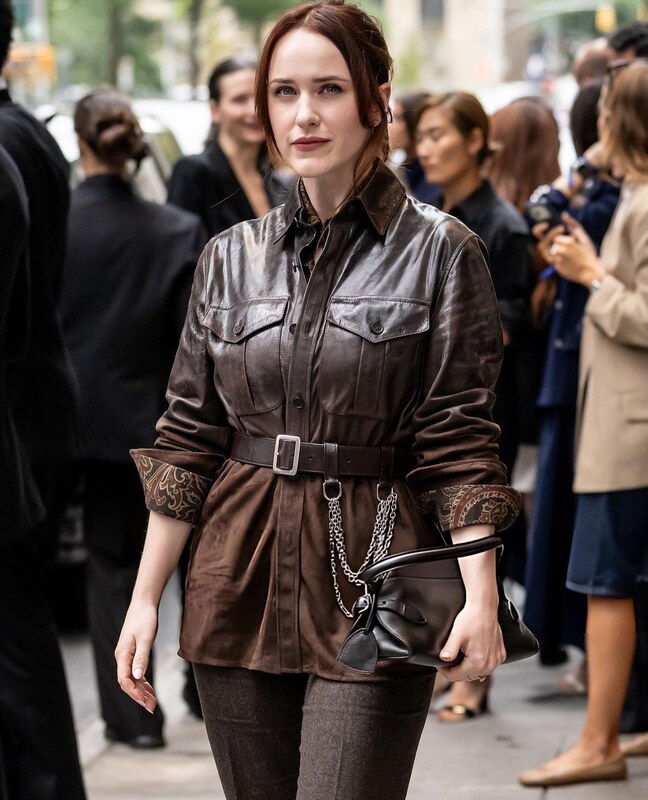 Rachel Brosnahan legs