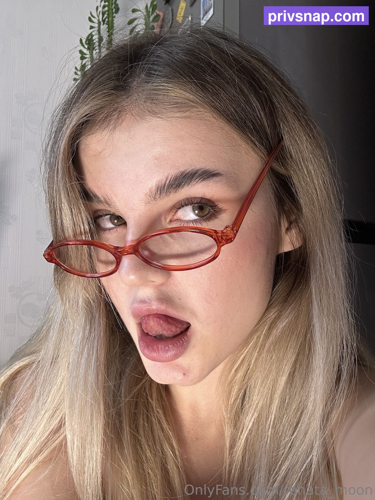 EmilyFar / EvaLoveS_ / LutealSeat113 / MissEmily_ / OutsideDrill14 / Renata_moon / crimson.moon / emily_moul / lola_moon__ / marshadee Nude Leaks OnlyFans  - Leaked Models