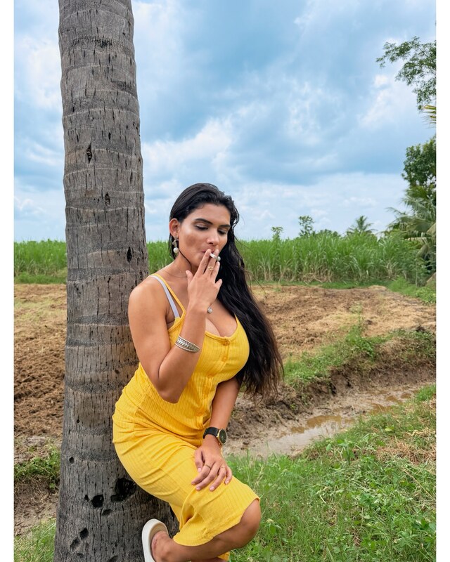 Reshmi-r-nair / resmi_r_nair / resmi_r_nair._ / resminair Nude Leaks OnlyFans  - Leaked Models