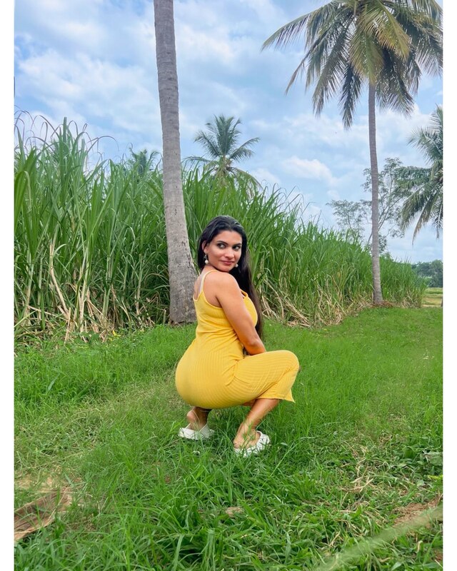 Reshmi-r-nair / resmi_r_nair / resmi_r_nair._ / resminair Nude Leaks OnlyFans  - Leaked Models