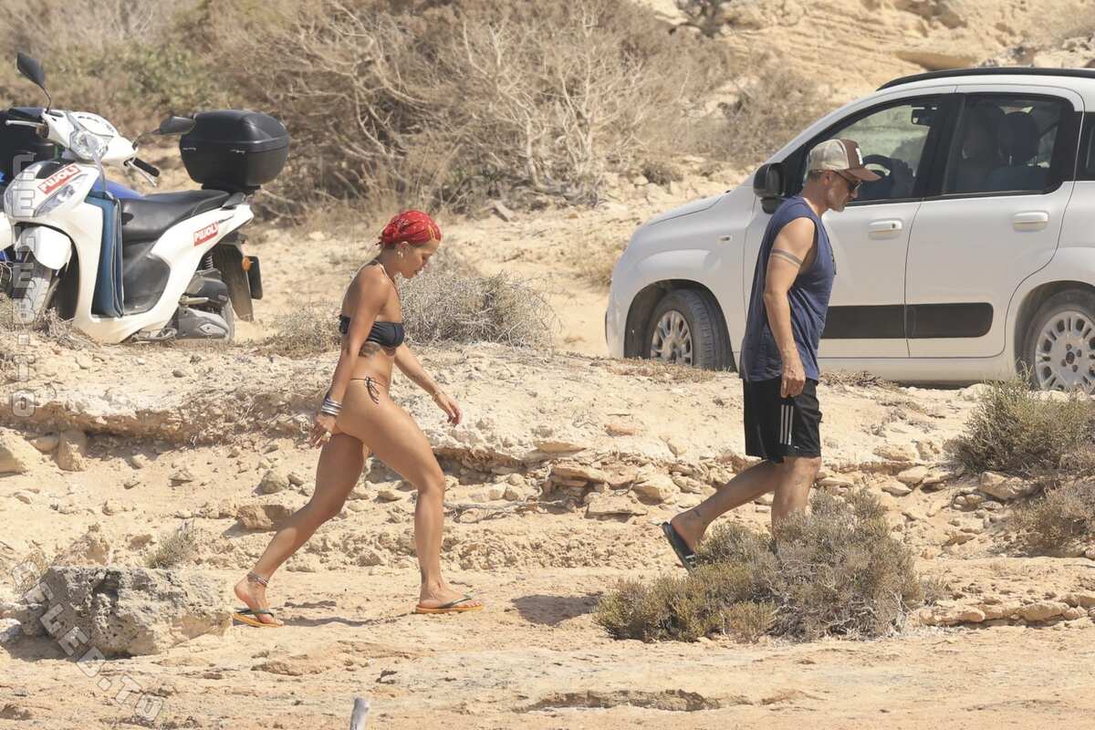 Rita ora naked