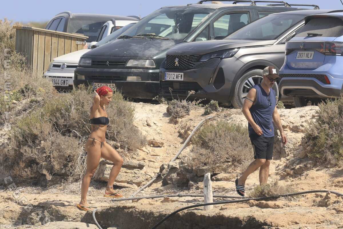 Rita ora naked