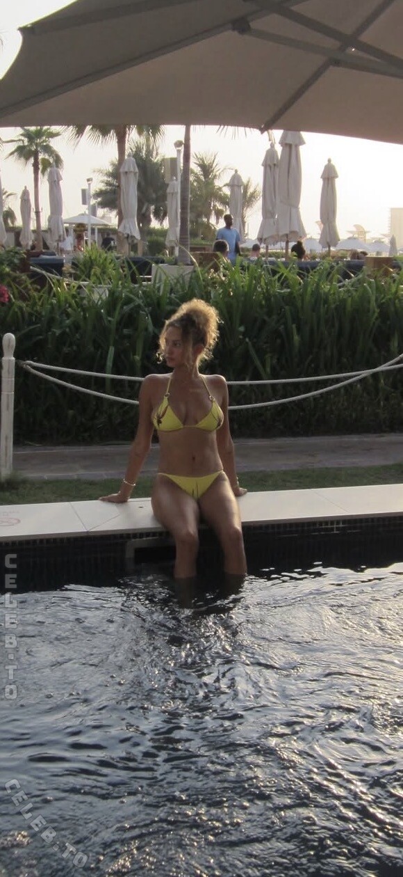 Rose Bertram butts