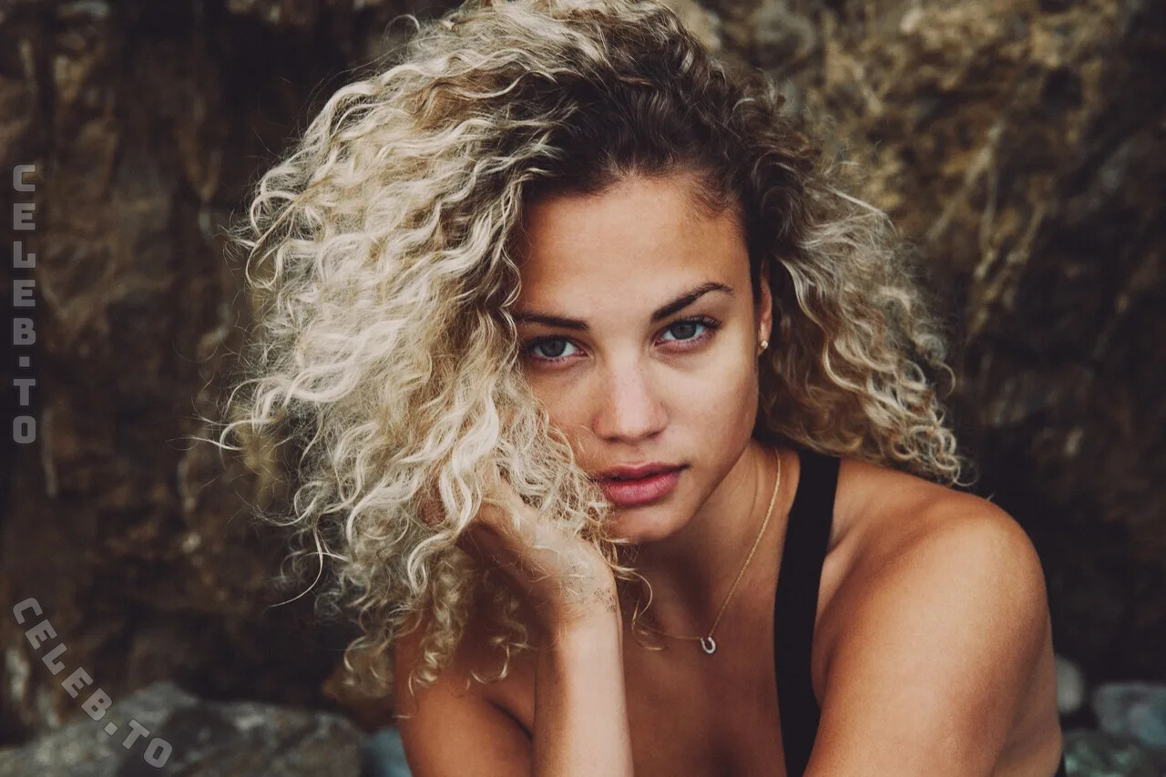 Rose Bertram butts
