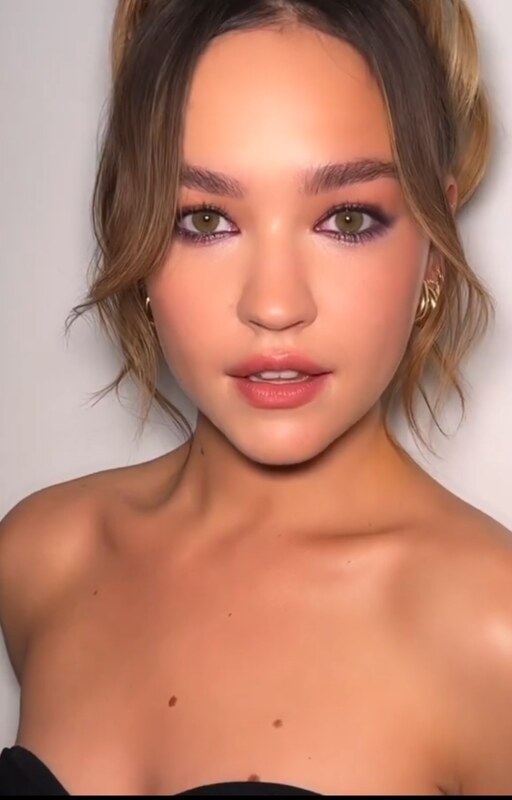 Sadie Stanley Nude Selfie Photos Released