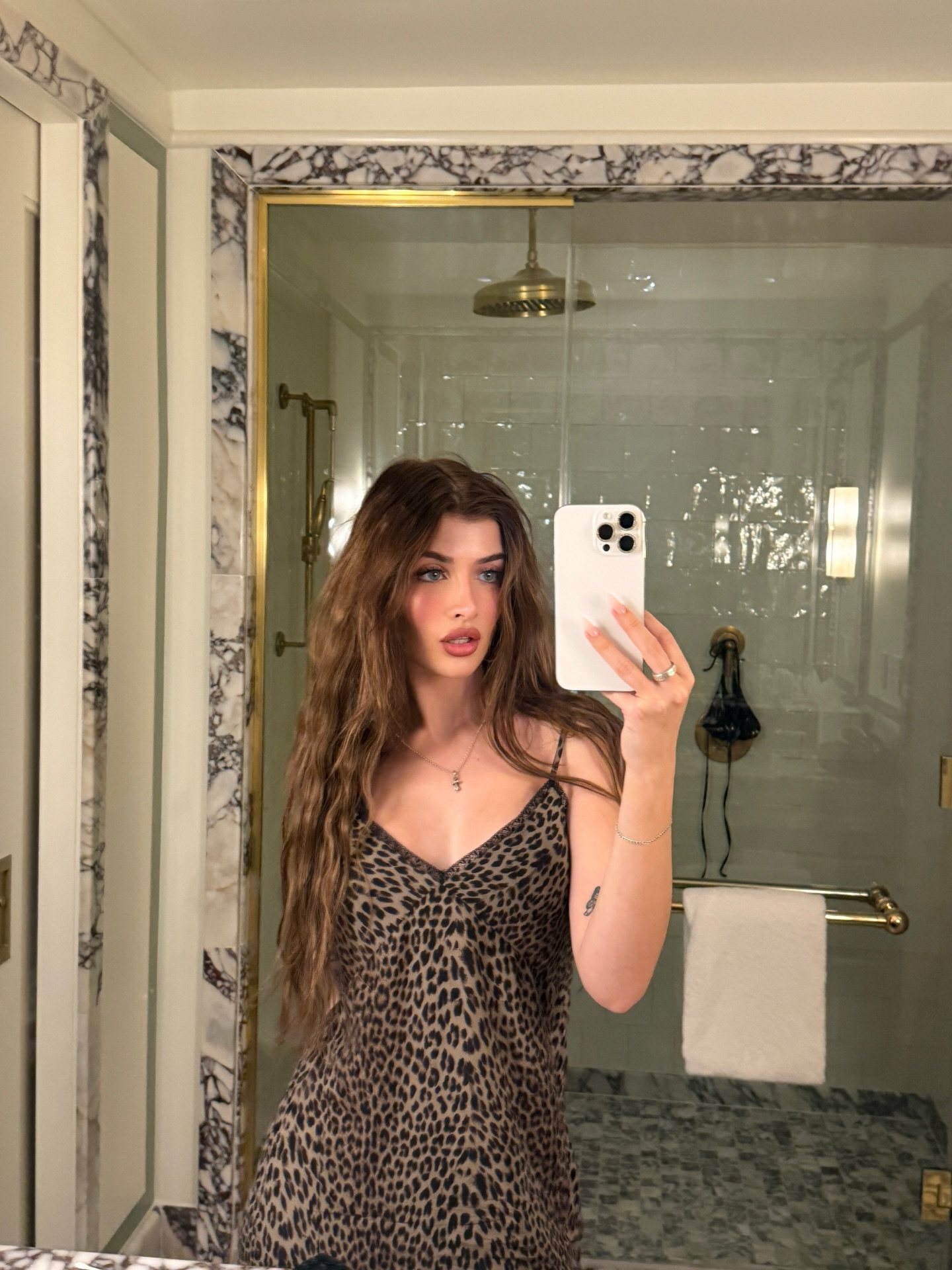 Sami Sheen Nude & Sexy OnlyFans (8 Photos)