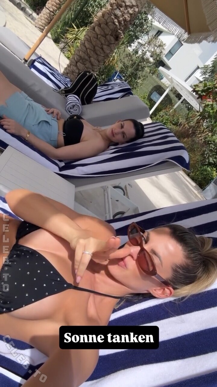Sarah Harrison / sarah.harrison.official Nude Leaks OnlyFans  - Leaked Models