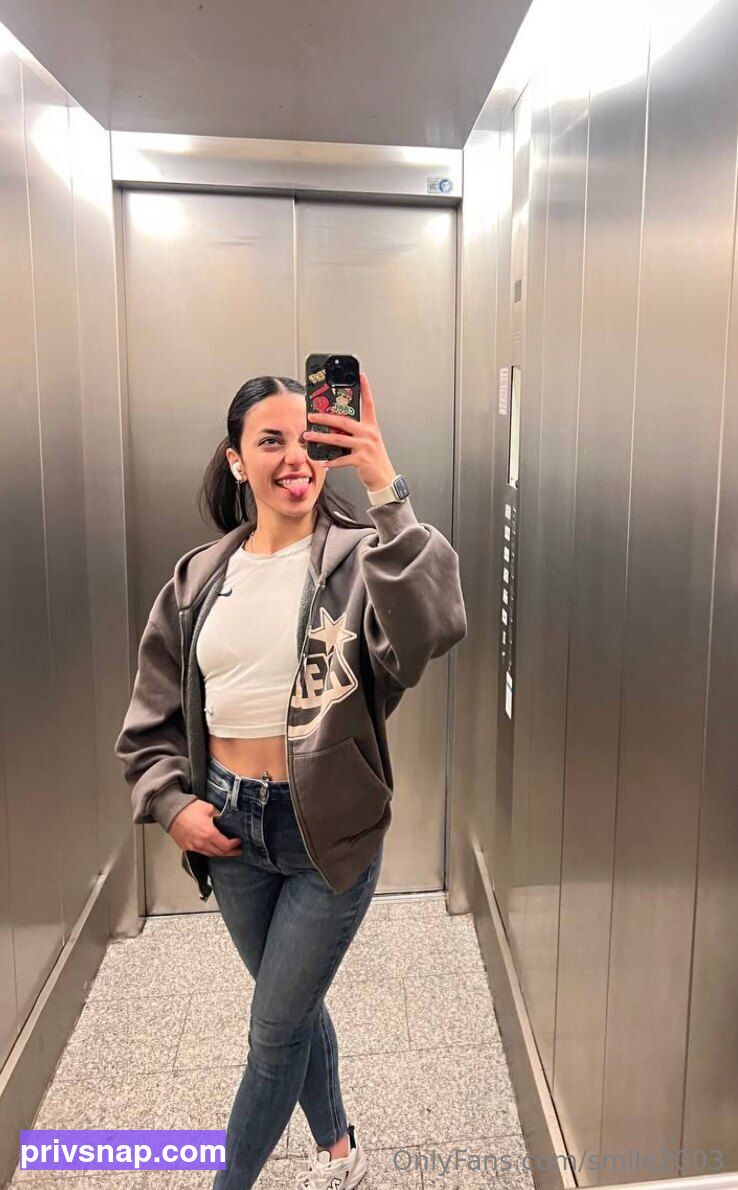 South-Map-4397 / smile2003 / smile2003._ Nude Leaks OnlyFans  - Leaked Models